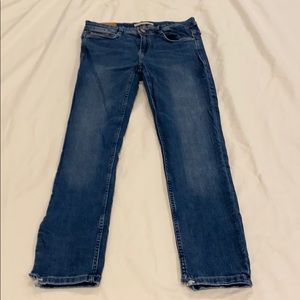 Zara jeans size 8